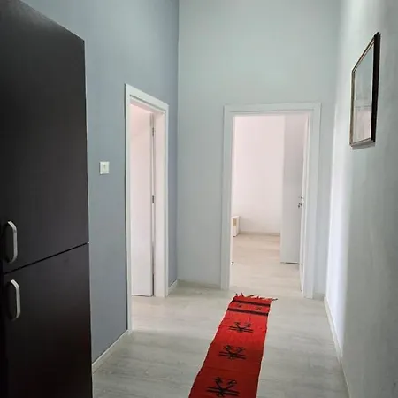 Tirana's Apartman