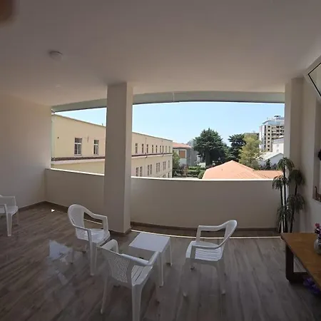 Tirana's Apartman *